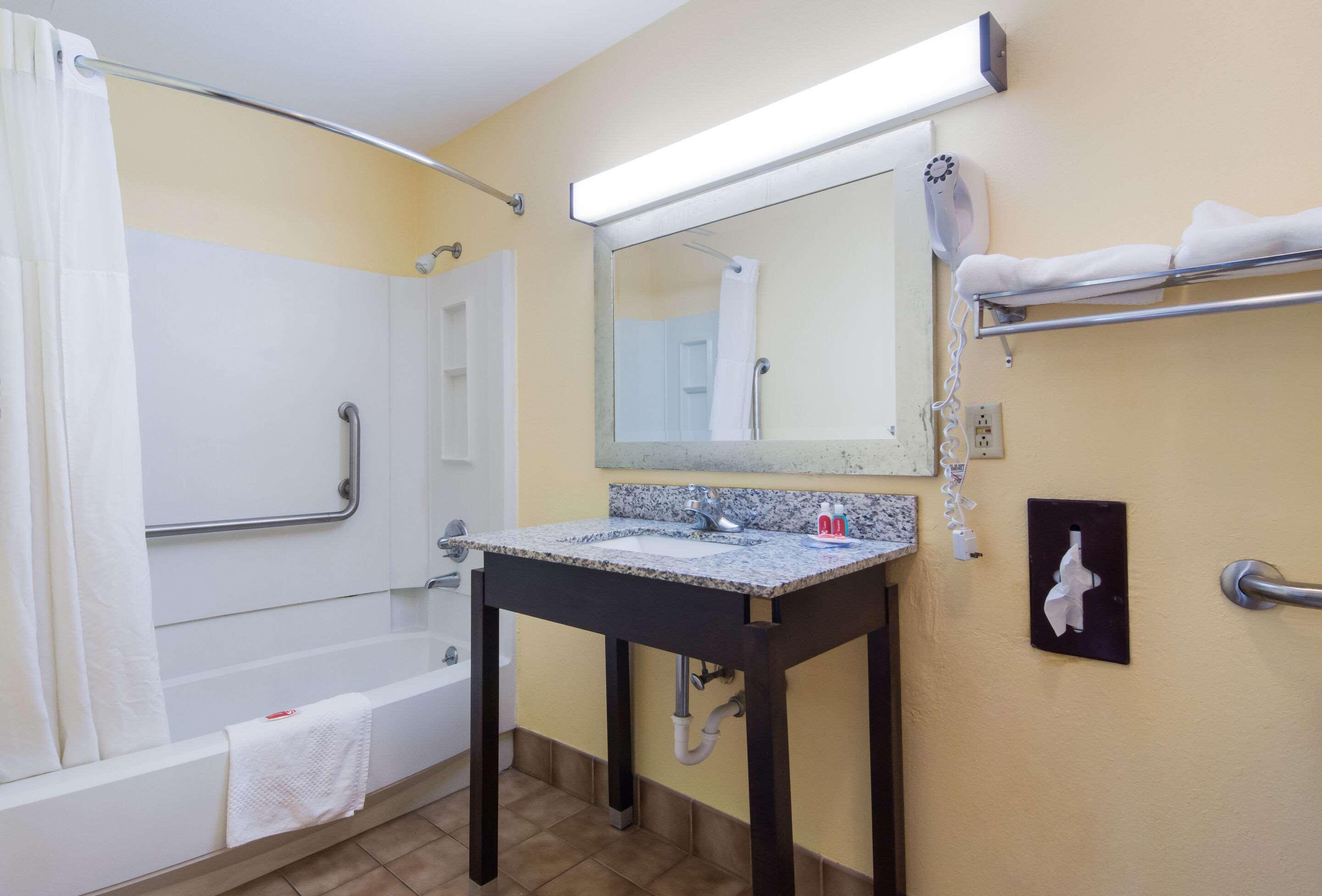 Econo Lodge Battleboro - Rocky Mount I-95 Eksteriør bilde